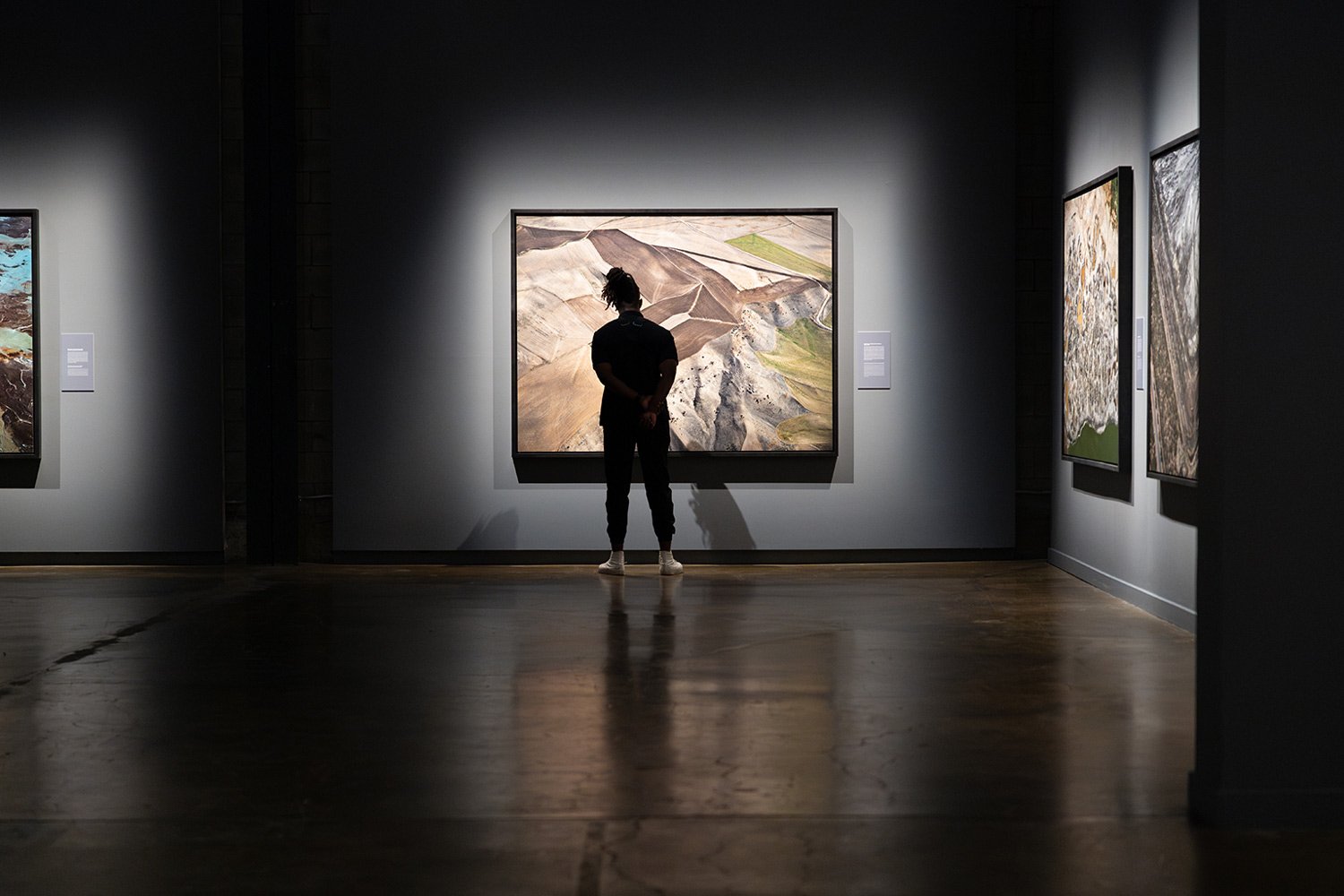 020-Edward-Burtynsky-vernissage-photo-Michael-Patten